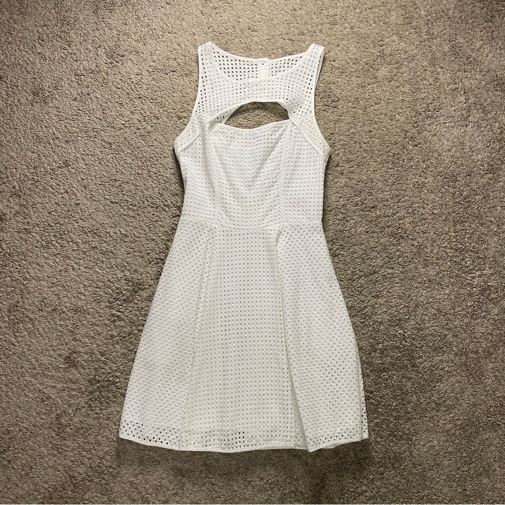 Guess Dress Size 2 Keyhole Front and Back Dress Mesh Panelling with Pockets